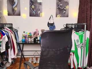 sharlottxl Live Webcam on CamSoda