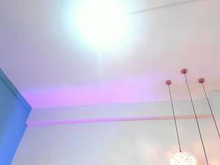 jupiterfox's CamSoda show and profile