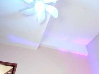 le modèle jupiterfox est en webcam porno dans un show sur le site camsoda, il possède les tags suivants: amateur,ass,young-adult,teen-18,tattoos,spank,smoking,shaved-pussy,robe,red hair,pussy,lush,lingerie,fingers,fingering,fetish,butt-plug,ass-bouncing,asshole,bedroom