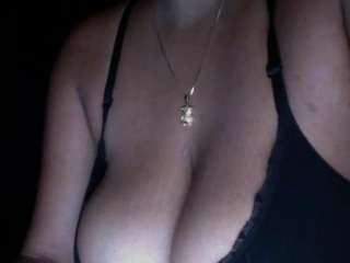 kreamyash webcam model