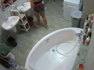 1s Chaturbate camsoda voyeurcam-julmodels-bath-1st-1