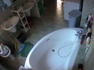 voyeurcam-julmodels-bath-1st-1 Models Webcam camsoda