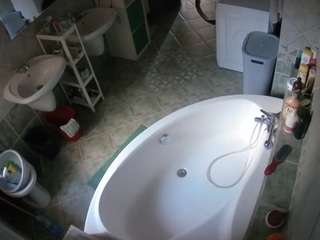 Mexico Nude Models camsoda voyeurcam-julmodels-bath-1st-1