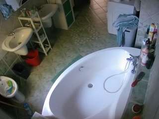 Julmodels Camsoda camsoda voyeurcam-julmodels-bath-1st-1