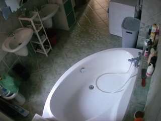 voyeurcam-julmodels-bath-1st-1 Adult Cam Models camsoda