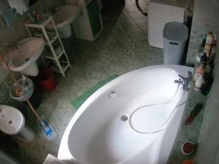 Asain Cam Model camsoda voyeurcam-julmodels-bath-1st-1