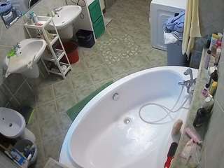 Www Voyeur House camsoda voyeurcam-julmodels-bath-1st-1