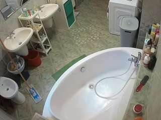 Marissadd camsoda voyeurcam-julmodels-bath-1st-1