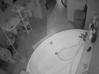 Voyeur In Shower camsoda voyeurcam-julmodels-bath-1st-1