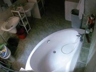 Voyeur Wife Shower camsoda voyeurcam-julmodels-bath-1st-1