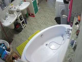 voyeurcam-julmodels-bath-1st-1 Modèle Webcam Profil
