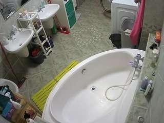 voyeurcam-julmodels-bath-1st-1 Modèle Webcam Profil