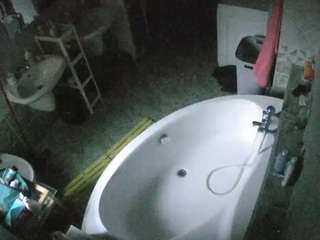 voyeurcam-julmodels-bath-1st-1 Modèle Webcam Profil