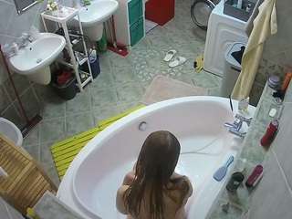 voyeurcam-julmodels-bath-1st-1 voyeurcam-julmodels-bath-1st-1