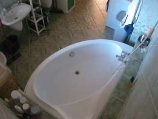 voyeurcam-julmodels-bath-1st-1 webcam