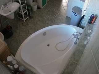 voyeurcam-julmodels-bath-1st-1 Profile Image