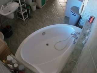 voyeurcam-julmodels-bath-1st-1 Profile Image