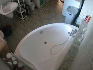 voyeurcam-julmodels-bath-1st-1 webcam