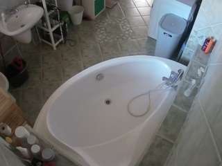 voyeurcam-julmodels-bath-1st-1 webcam