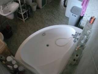 voyeurcam-julmodels-bath-1st-1 live cam profile