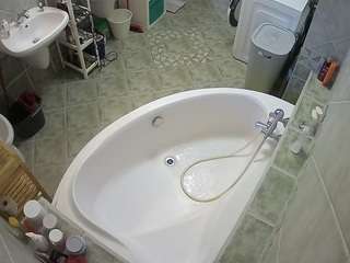 voyeurcam-julmodels-bath-1st-1 live cam profile