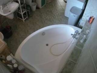 voyeurcam-julmodels-bath-1st-1 live cam profile