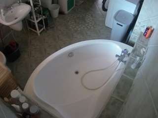 voyeurcam-julmodels-bath-1st-1 live cam profile