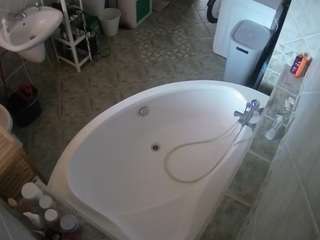 voyeurcam-julmodels-bath-1st-1 live cam profile