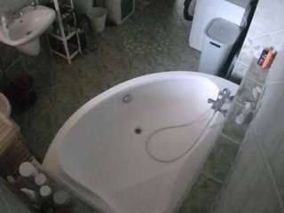 voyeurcam-julmodels-bath-1st-1 live cam profile