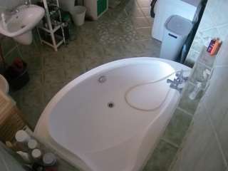 voyeurcam-julmodels-bath-1st-1 webcam