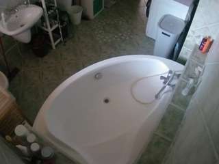 voyeurcam-julmodels-bath-1st-1 live cam profile