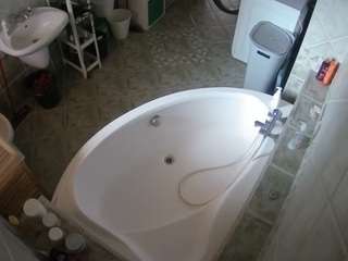 voyeurcam-julmodels-bath-1st-1 webcam