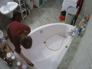 voyeurcam-julmodels-bath-1st-1 webcam