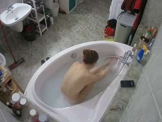 voyeurcam-julmodels-bath-1st-1 webcam