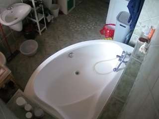 voyeurcam-julmodels-bath-1st-1 webcam