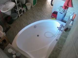 voyeurcam-julmodels-bath-1st-1 Profile Image