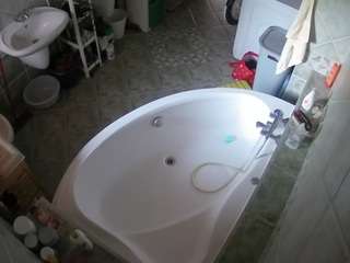 voyeurcam-julmodels-bath-1st-1 webcam