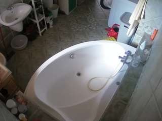 voyeurcam-julmodels-bath-1st-1 webcam