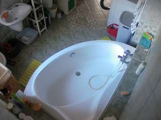 Julmodels Bathroom 1st Floor-1 live cam — flashing, hidden cam, julmodels-house