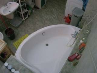 voyeurcam-julmodels-bath-1st-1