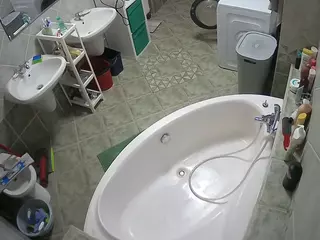 Julmodels Bathroom 1st Floor-1's Live Sex Cam Show