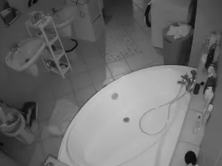 Julmodels Bathroom 1st Floor-1's Live Sex Cam Show