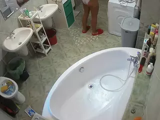 Julmodels Bathroom 1st Floor-1's Live Sex Cam Show