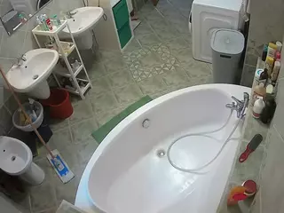 Julmodels Bathroom 1st Floor-1's Live Sex Cam Show