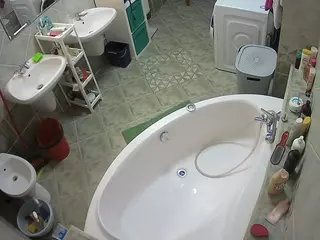 Julmodels Bathroom 1st Floor-1's Live Sex Cam Show