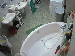 Julmodels Bathroom 1st Floor-1's Live Sex Cam Show