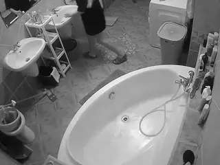 Julmodels Bathroom 1st Floor-1's Live Sex Cam Show