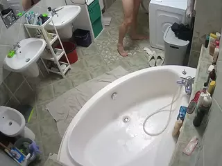 Julmodels Bathroom 1st Floor-1's Live Sex Cam Show