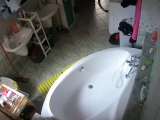 Julmodels Bathroom 1st Floor-1's Live Sex Cam Show
