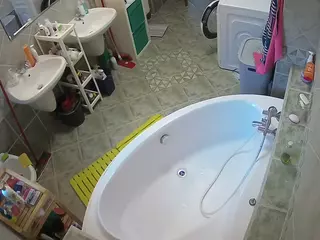 Julmodels Bathroom 1st Floor-1's Live Sex Cam Show